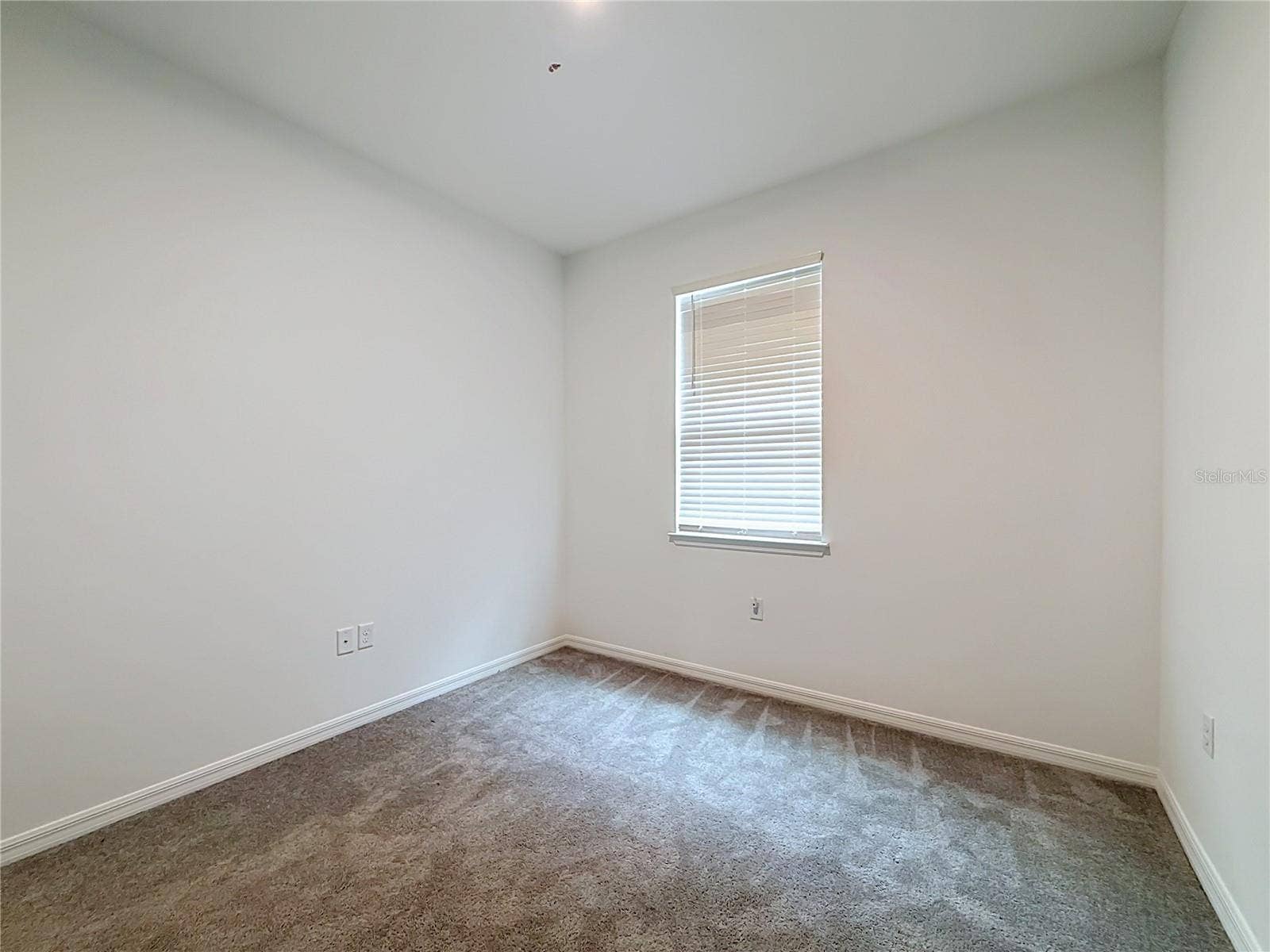 418 QUAYSIDE AVE AVENUE, Mascotte, FL 34753