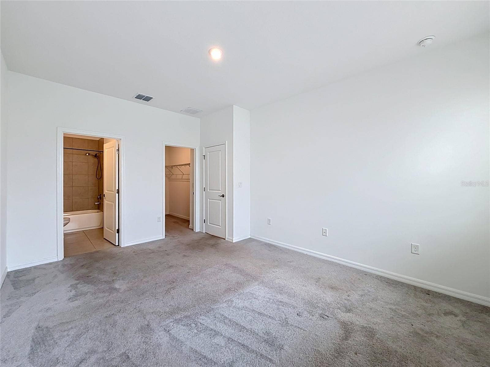 418 QUAYSIDE AVE AVENUE, Mascotte, FL 34753