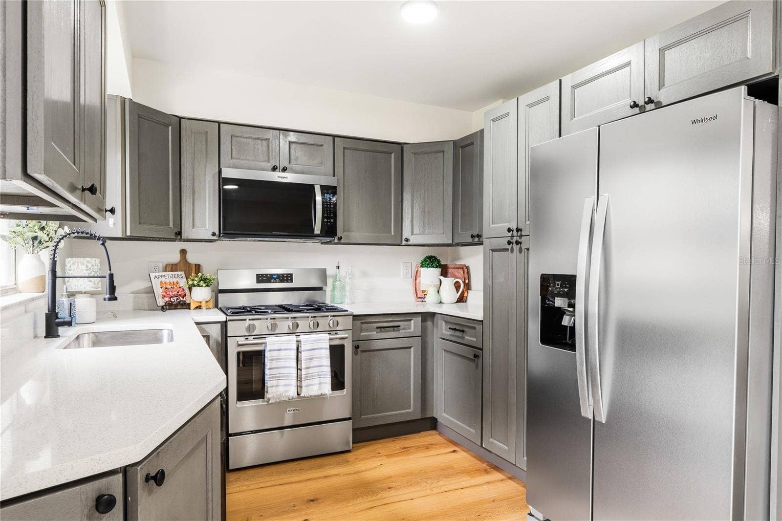 705 PASADENA AVENUE, Longwood, FL 32750 Renovated Kitchen