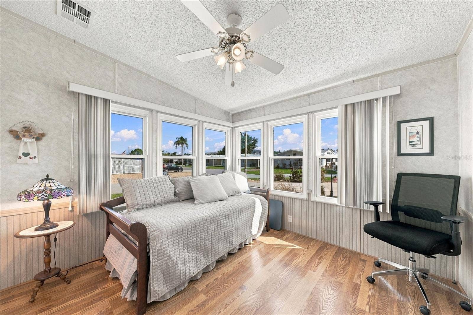 122 DOUGLAS PARK AVENUE, Davenport, FL 33897 122 DOUGLAS PARK AVENUE, Davenport, FL 33897