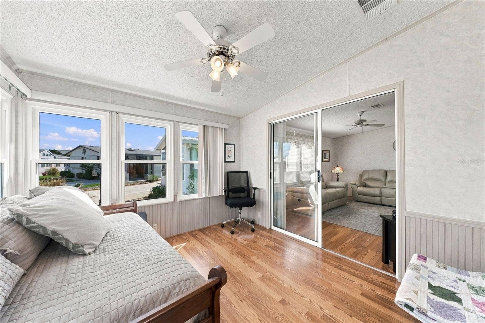 122 DOUGLAS PARK AVENUE, Davenport, FL 33897 122 DOUGLAS PARK AVENUE, Davenport, FL 33897