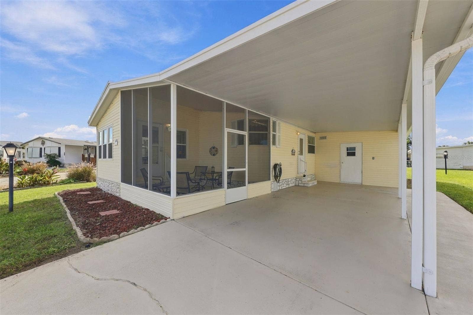 122 DOUGLAS PARK AVENUE, Davenport, FL 33897 122 DOUGLAS PARK AVENUE, Davenport, FL 33897