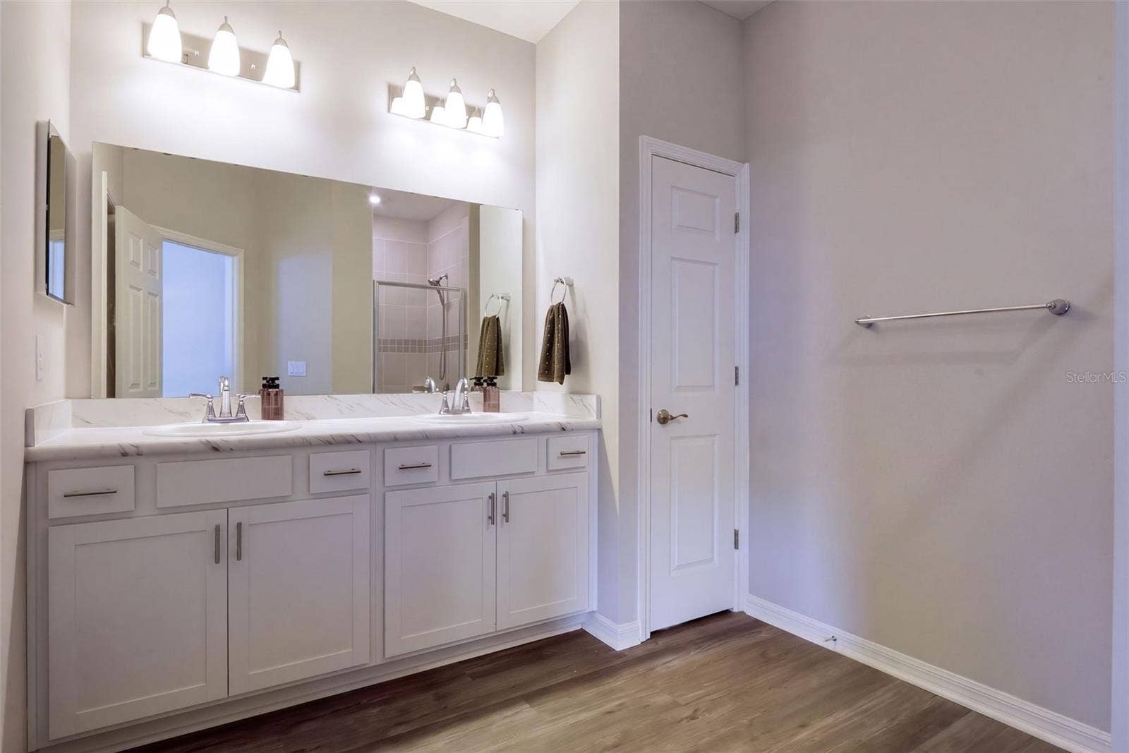 1104 MOUNTAIN FLOWER LANE,, Davenport, FL 33837