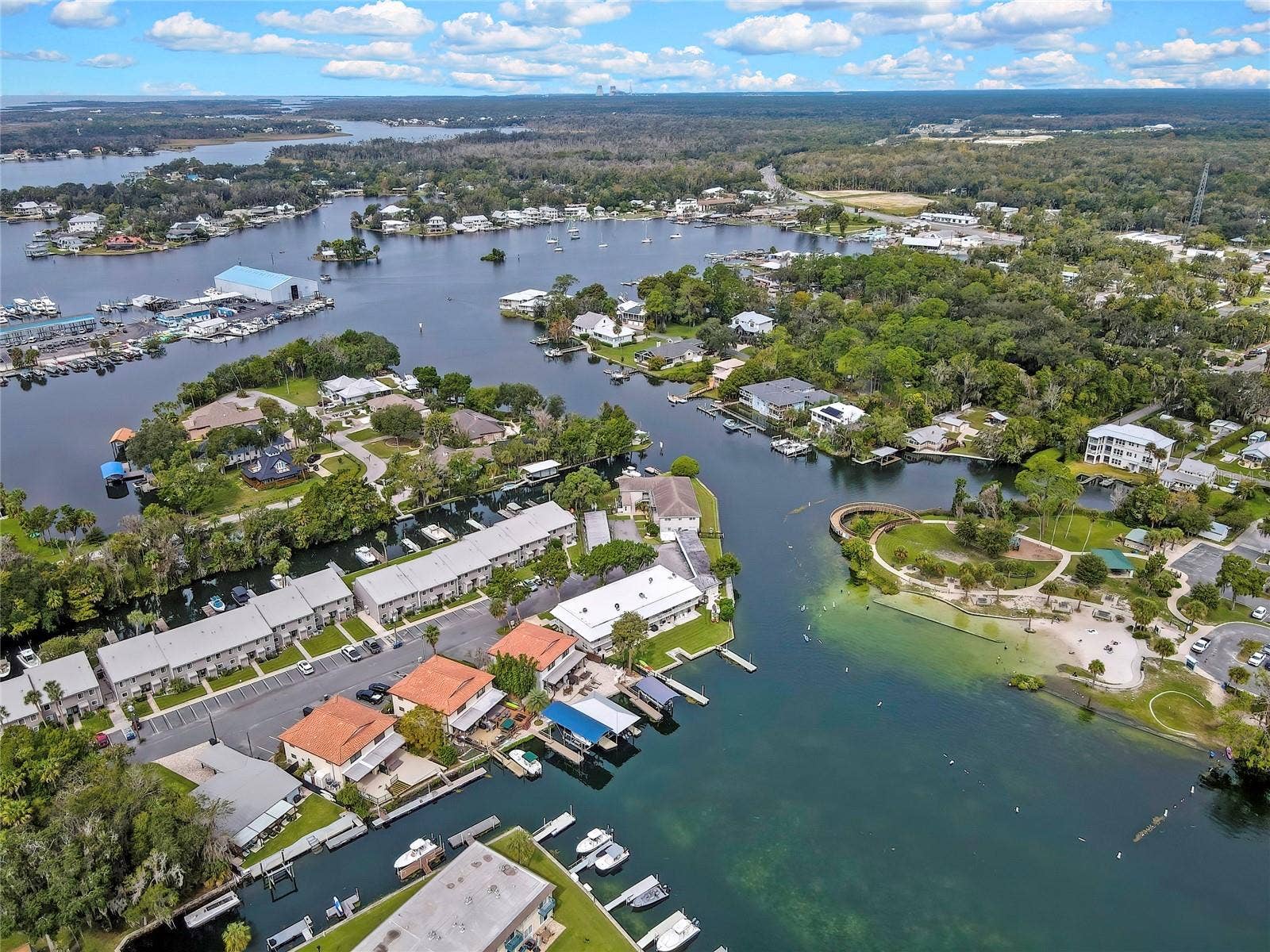 16 BEACH LANE, #101, Crystal River, FL 34429