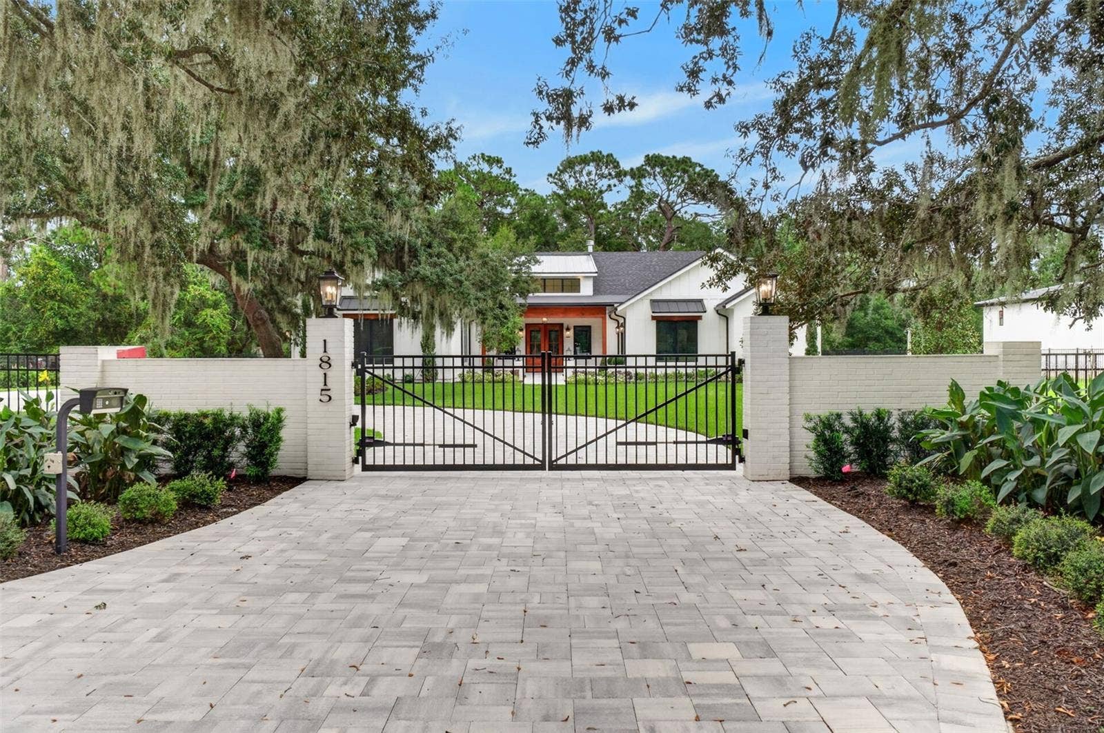1815 WINDERMERE ROAD, Windermere, FL 34786 Gated entrance for utlimate privacy
