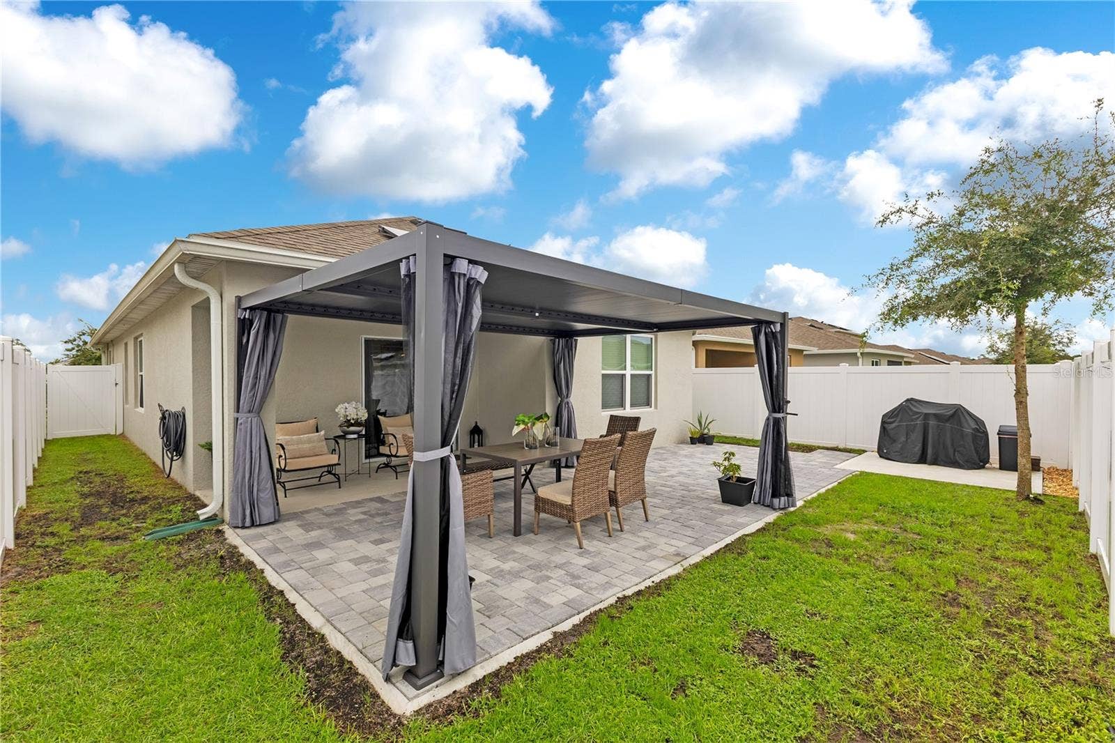 6776 HUNTLEIGH HAMMOCK ROAD, St Cloud, FL 34773