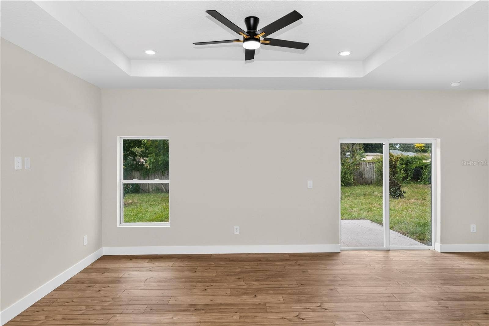 1098 FORT SMITH BLVD, Deltona, FL 32725