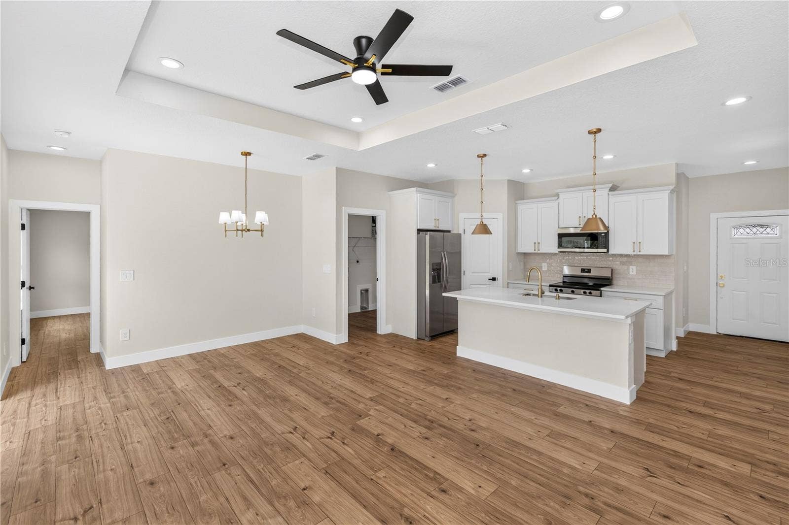 1098 FORT SMITH BLVD, Deltona, FL 32725
