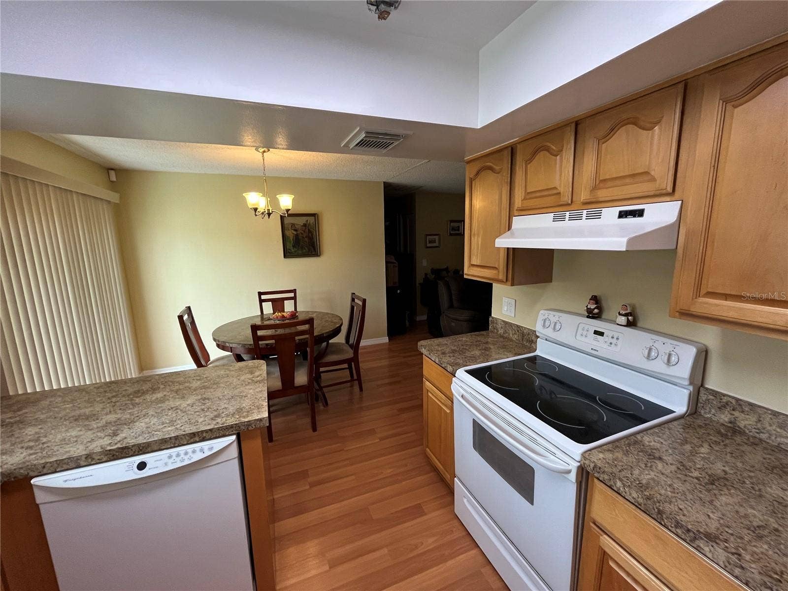 220 MISSISSIPPI WOODS LANE, Orlando, FL 32824