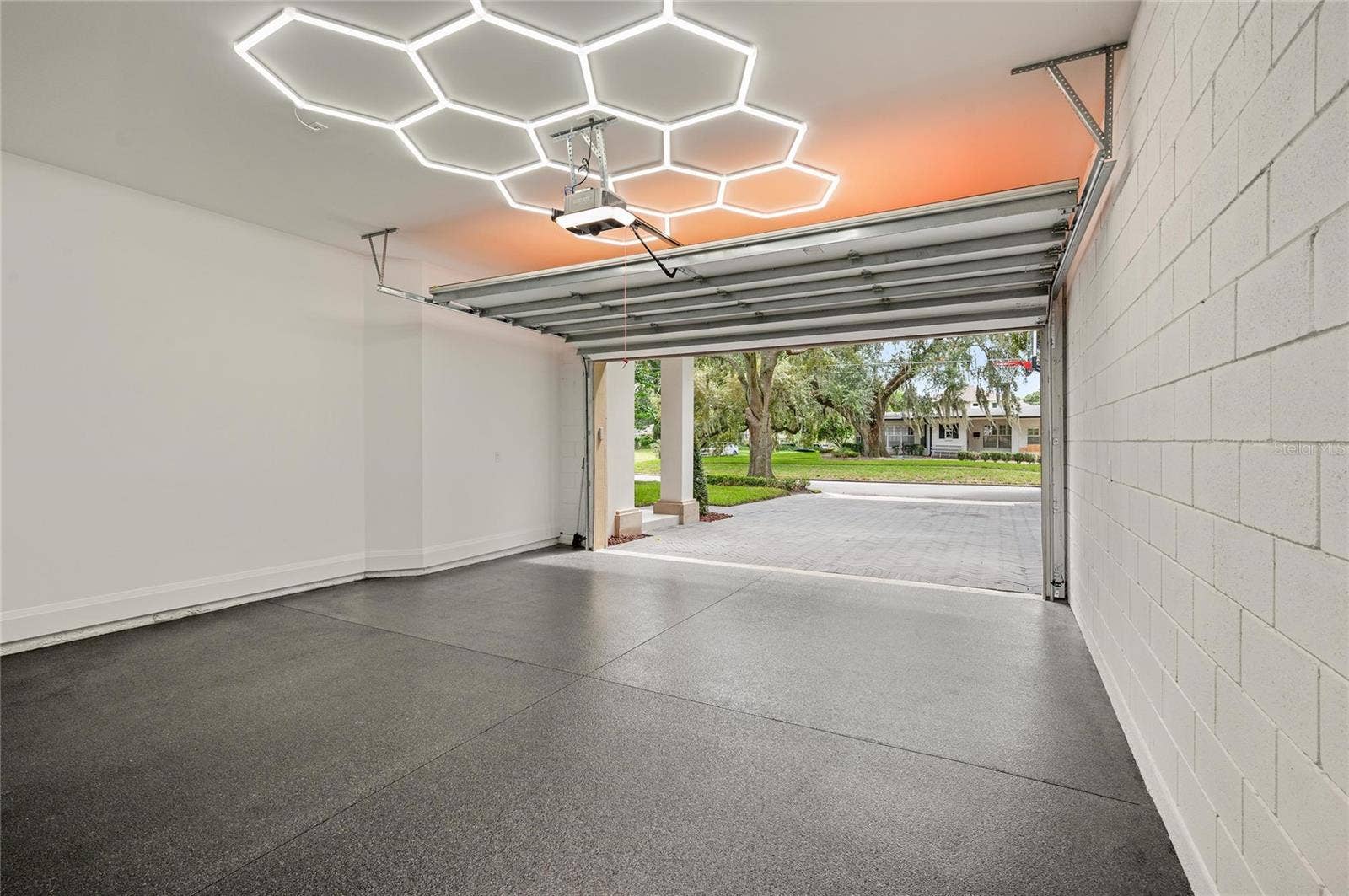 7 W NEW HAMPSHIRE STREET, Orlando, FL 32804