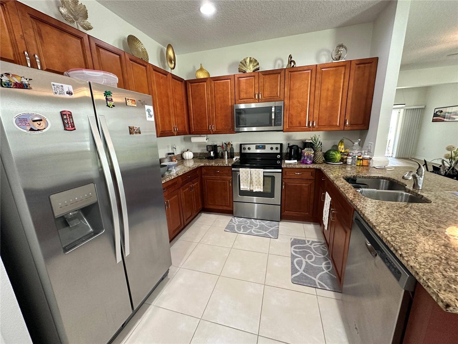 26942 WHITE PLAINS WAY, Leesburg, FL 34748 Kitchen