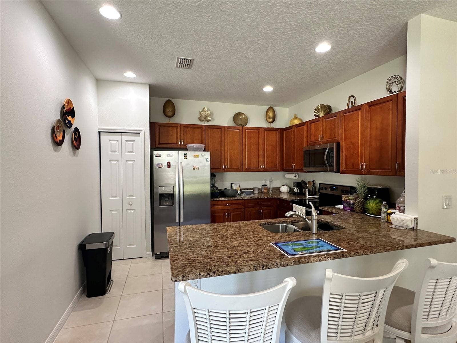 26942 WHITE PLAINS WAY, Leesburg, FL 34748 Kitchen