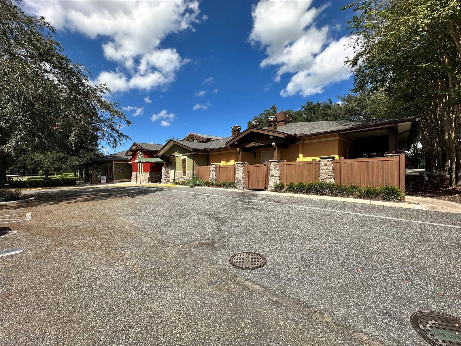 26942 WHITE PLAINS WAY, Leesburg, FL 34748 Shopping & Dining Area