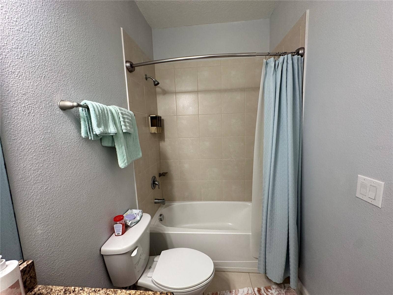 26942 WHITE PLAINS WAY, Leesburg, FL 34748 Guest Bathroom