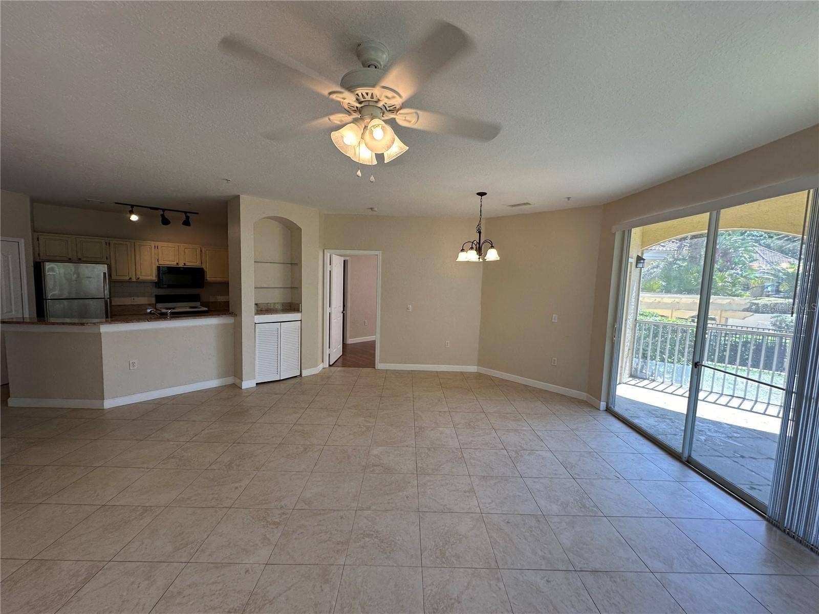 1408 LAKE SHADOW CIRCLE, #1102, Maitland, FL 32751