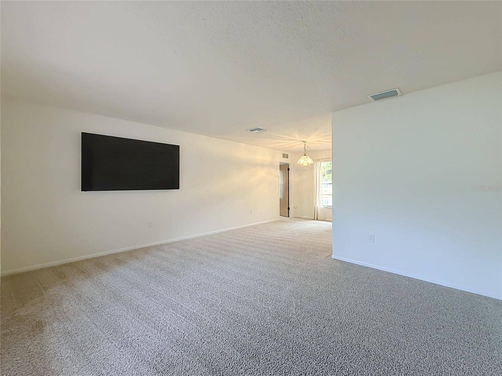 10617 SEMINOLE FOREST STREET E, Seminole, FL 33778 10617 SEMINOLE FOREST STREET E, Seminole, FL 33778