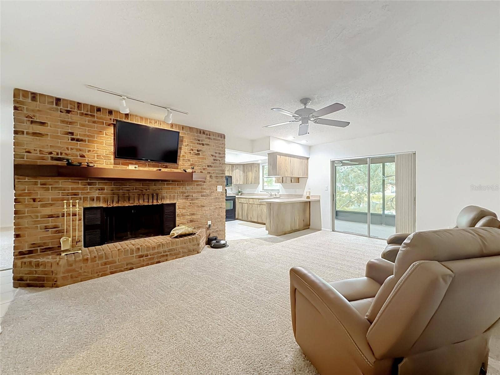 10617 SEMINOLE FOREST STREET E, Seminole, FL 33778 10617 SEMINOLE FOREST STREET E, Seminole, FL 33778