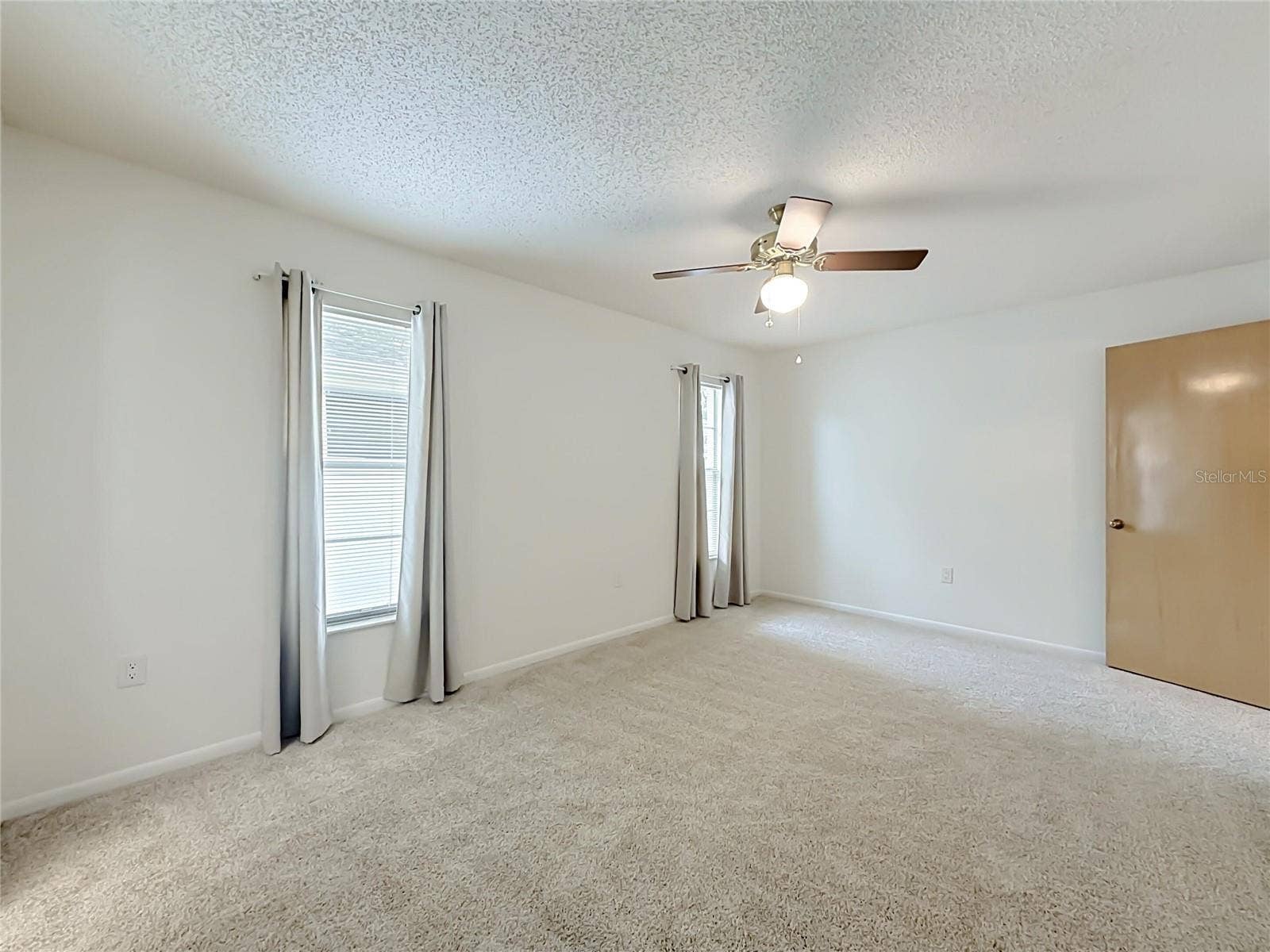 10617 SEMINOLE FOREST STREET E, Seminole, FL 33778 10617 SEMINOLE FOREST STREET E, Seminole, FL 33778