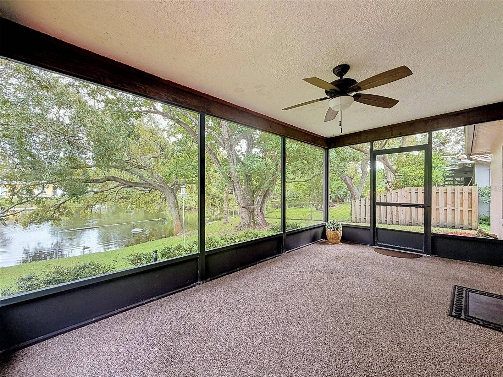 10617 SEMINOLE FOREST STREET E, Seminole, FL 33778 10617 SEMINOLE FOREST STREET E, Seminole, FL 33778
