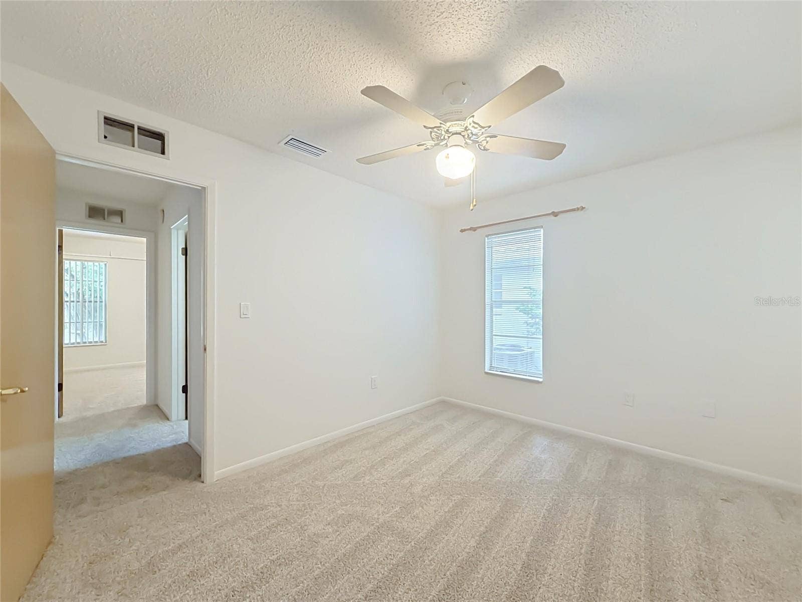 10617 SEMINOLE FOREST STREET E, Seminole, FL 33778 10617 SEMINOLE FOREST STREET E, Seminole, FL 33778
