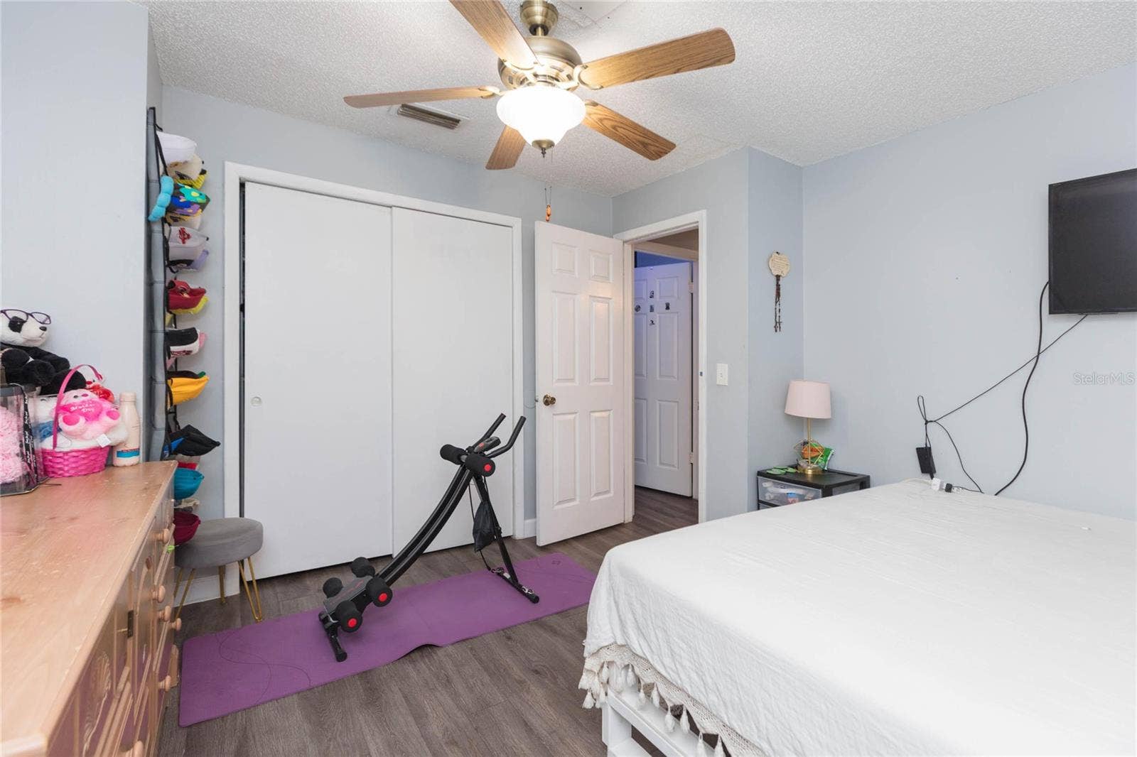 1718 E MULBERRY DRIVE, Tampa, FL 33604 1718 E MULBERRY DRIVE, Tampa, FL 33604