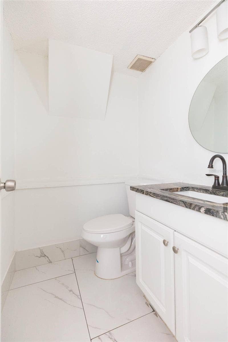 1718 E MULBERRY DRIVE, Tampa, FL 33604 1718 E MULBERRY DRIVE, Tampa, FL 33604