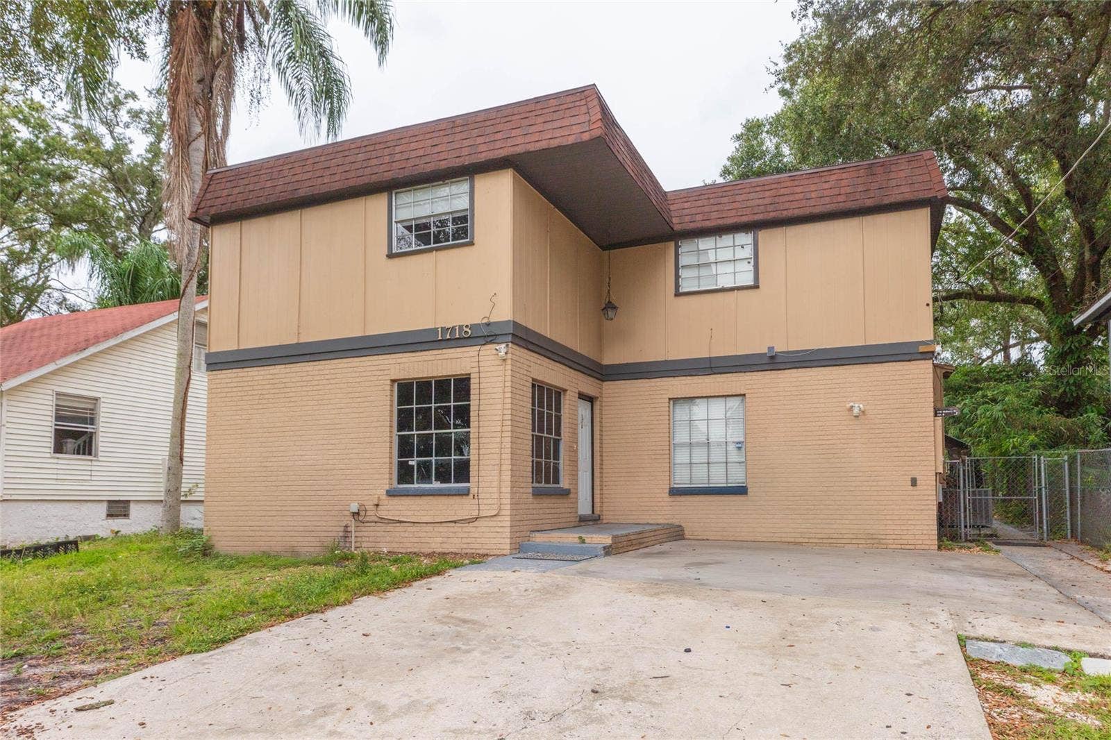 1718 E MULBERRY DRIVE, Tampa, FL 33604 1718 E MULBERRY DRIVE, Tampa, FL 33604
