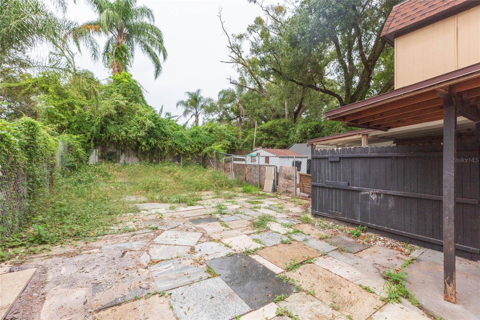 1718 E MULBERRY DRIVE, Tampa, FL 33604 1718 E MULBERRY DRIVE, Tampa, FL 33604