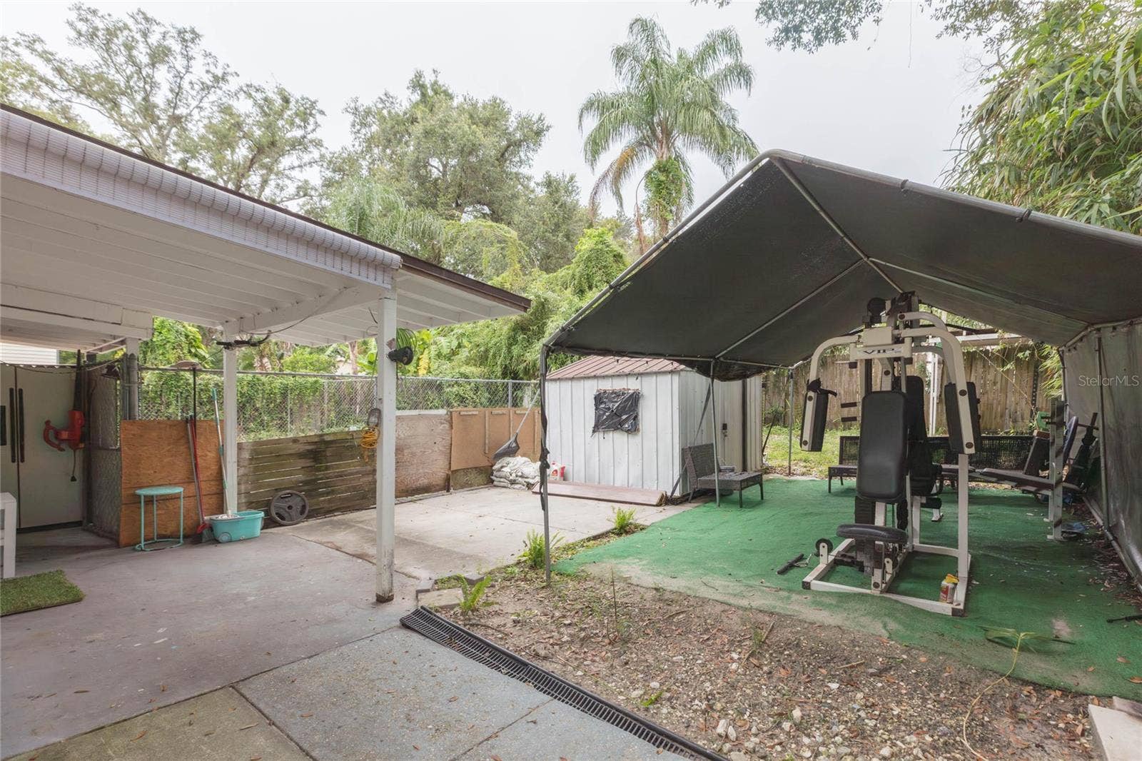 1718 E MULBERRY DRIVE, Tampa, FL 33604 1718 E MULBERRY DRIVE, Tampa, FL 33604