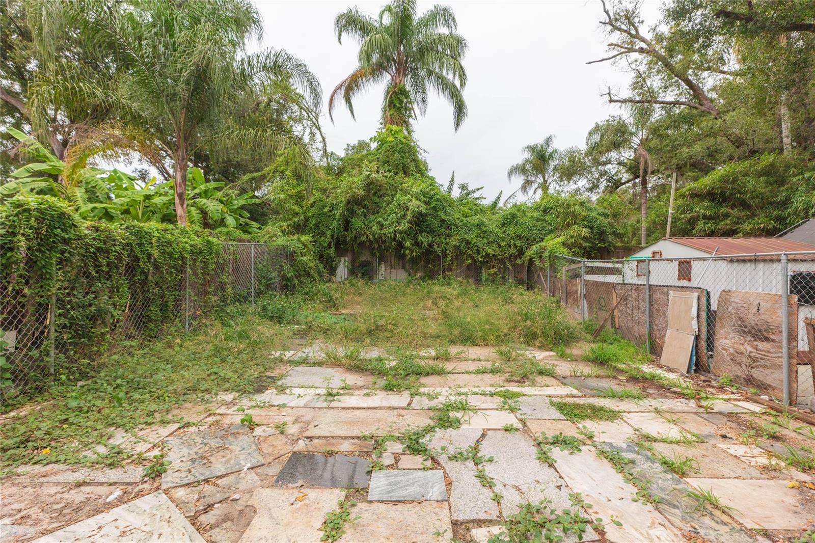 1718 E MULBERRY DRIVE, Tampa, FL 33604 1718 E MULBERRY DRIVE, Tampa, FL 33604