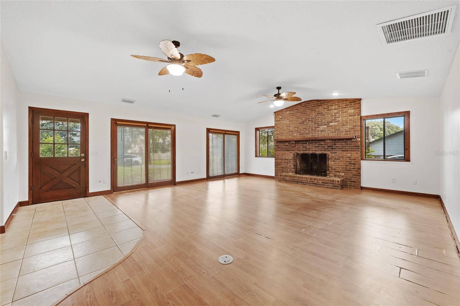 2439 ROYAL ROAD, Deland, FL 32724