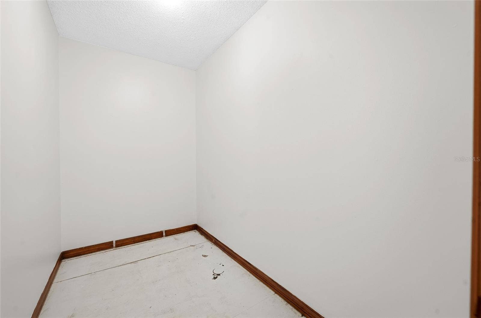 2439 ROYAL ROAD, Deland, FL 32724