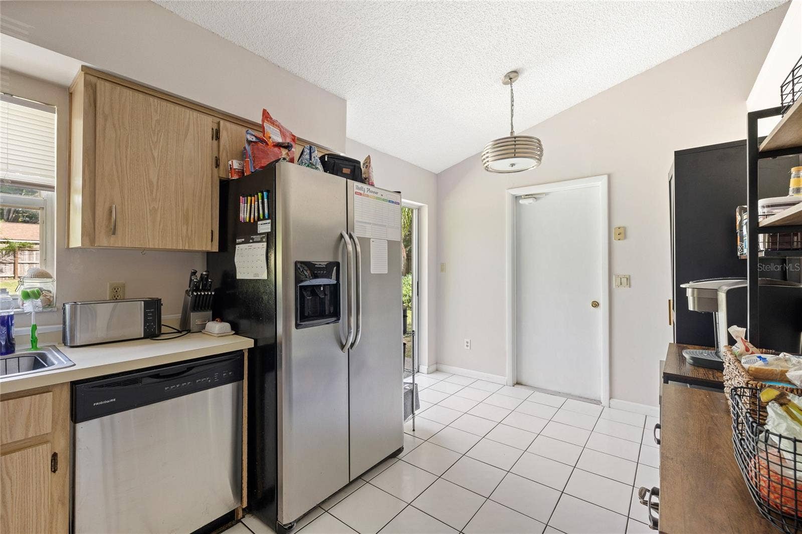 7805 HYACINTH DRIVE, Orlando, FL 32835 7805 HYACINTH DRIVE, Orlando, FL 32835
