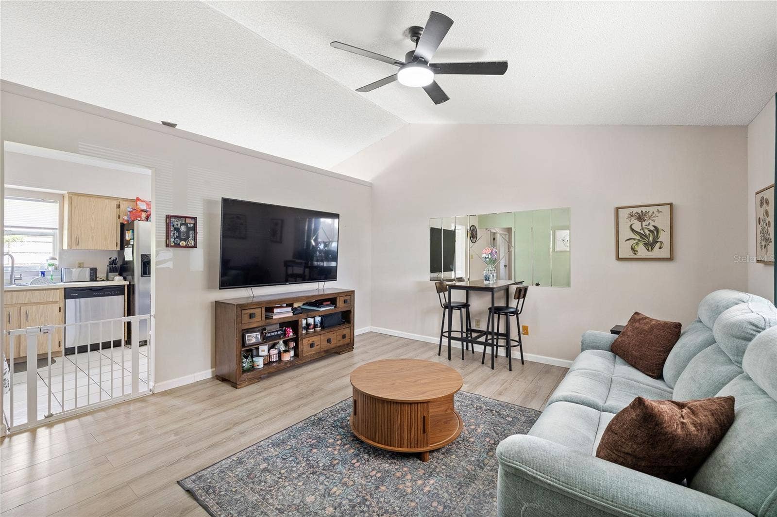 7805 HYACINTH DRIVE, Orlando, FL 32835 7805 HYACINTH DRIVE, Orlando, FL 32835