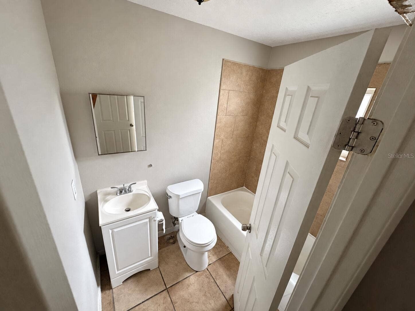 2006 W HICKORY STREET, Lakeland, FL 33815