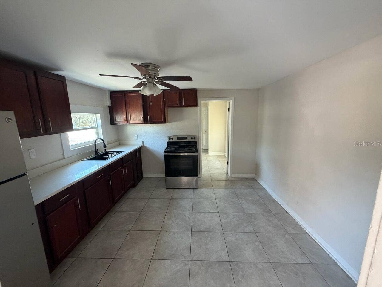 2006 W HICKORY STREET, Lakeland, FL 33815