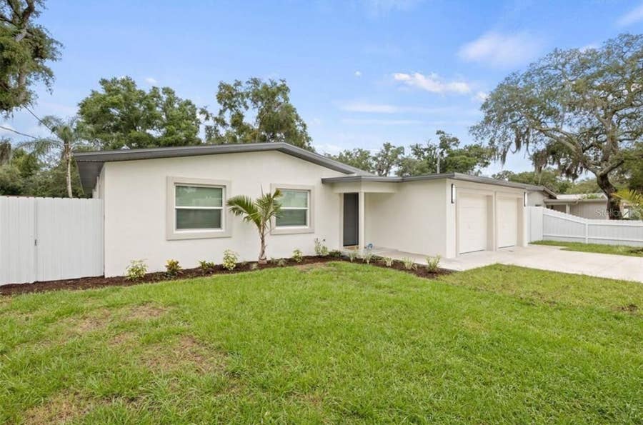 Property photo for 817 W BOUGAINVILLEA AVENUE, Tampa, FL