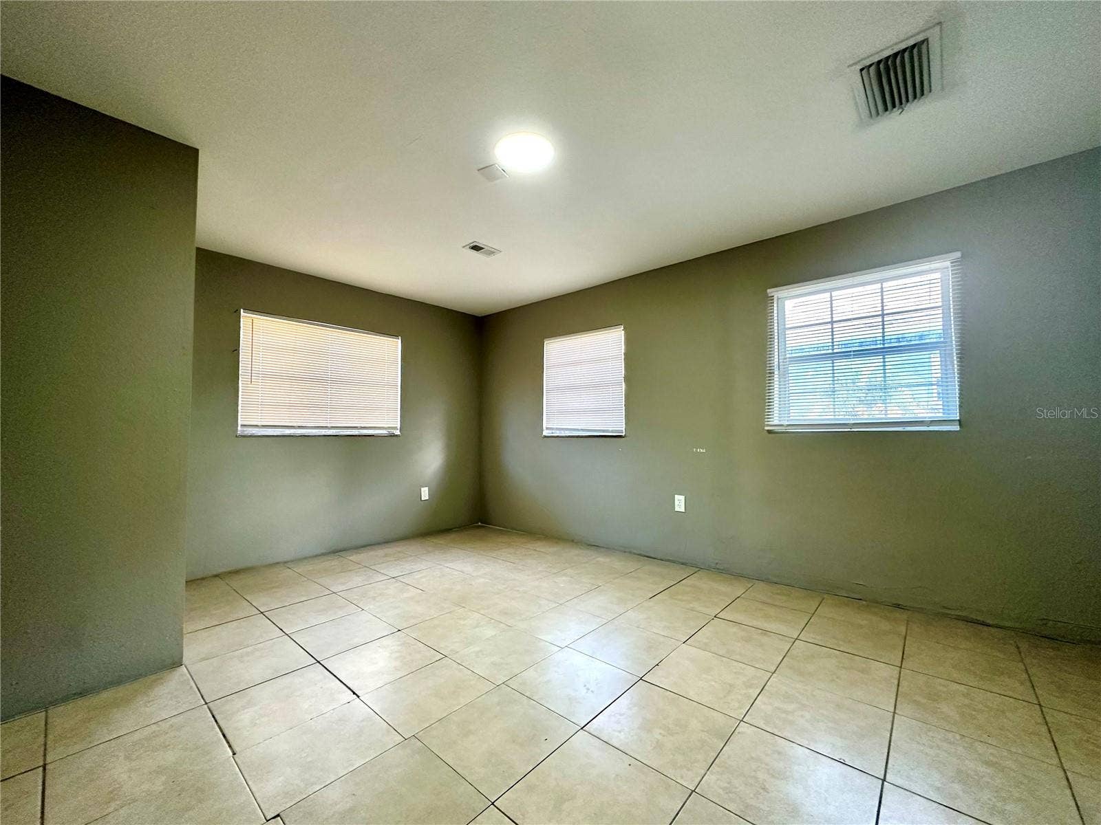 222 HAYNES STREET, Daytona Beach, FL 32114 222 HAYNES STREET, Daytona Beach, FL 32114