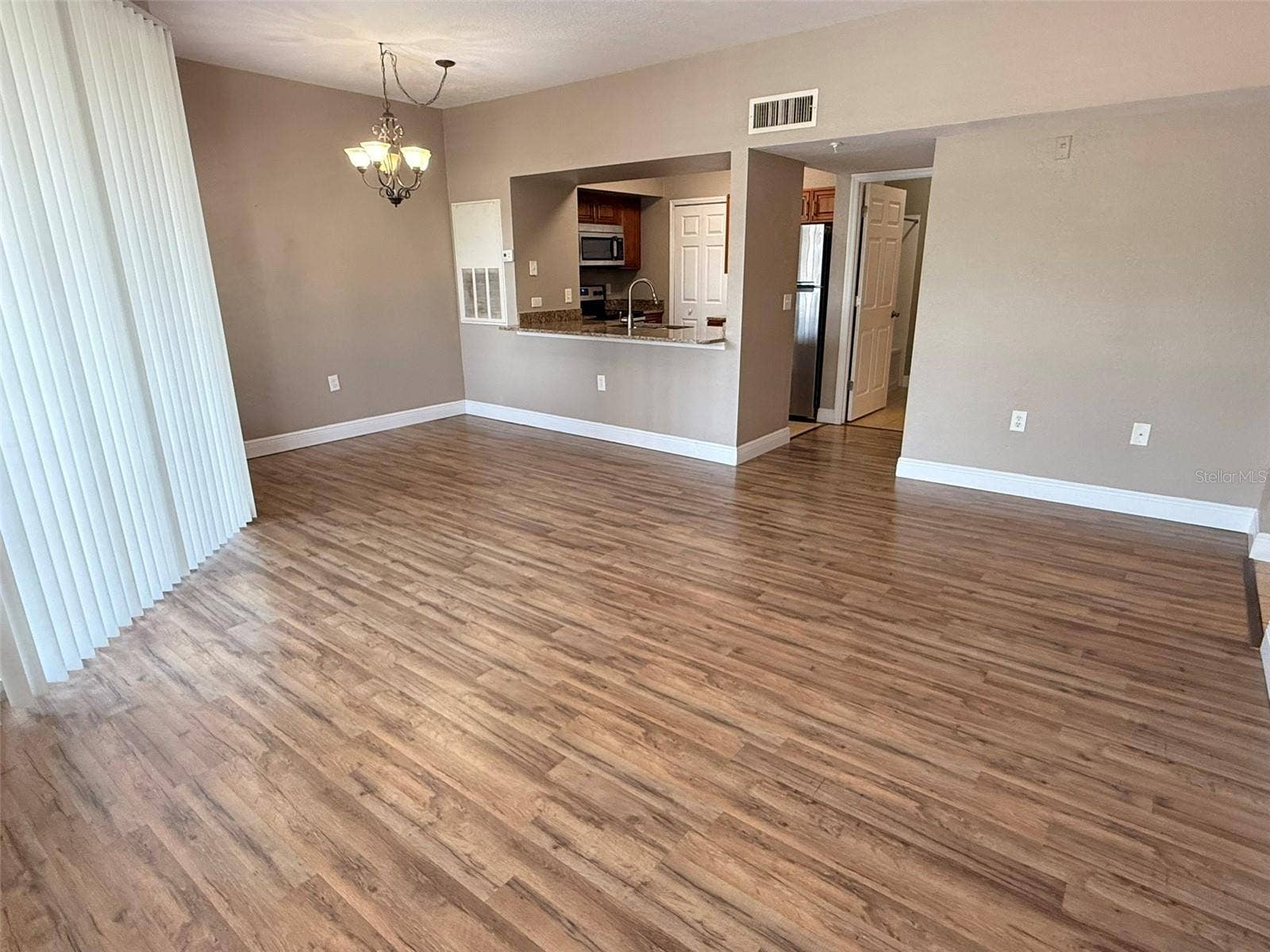 5144 CITY STREET, #223, Orlando, FL 32839 5144 CITY STREET, #223, Orlando, FL 32839