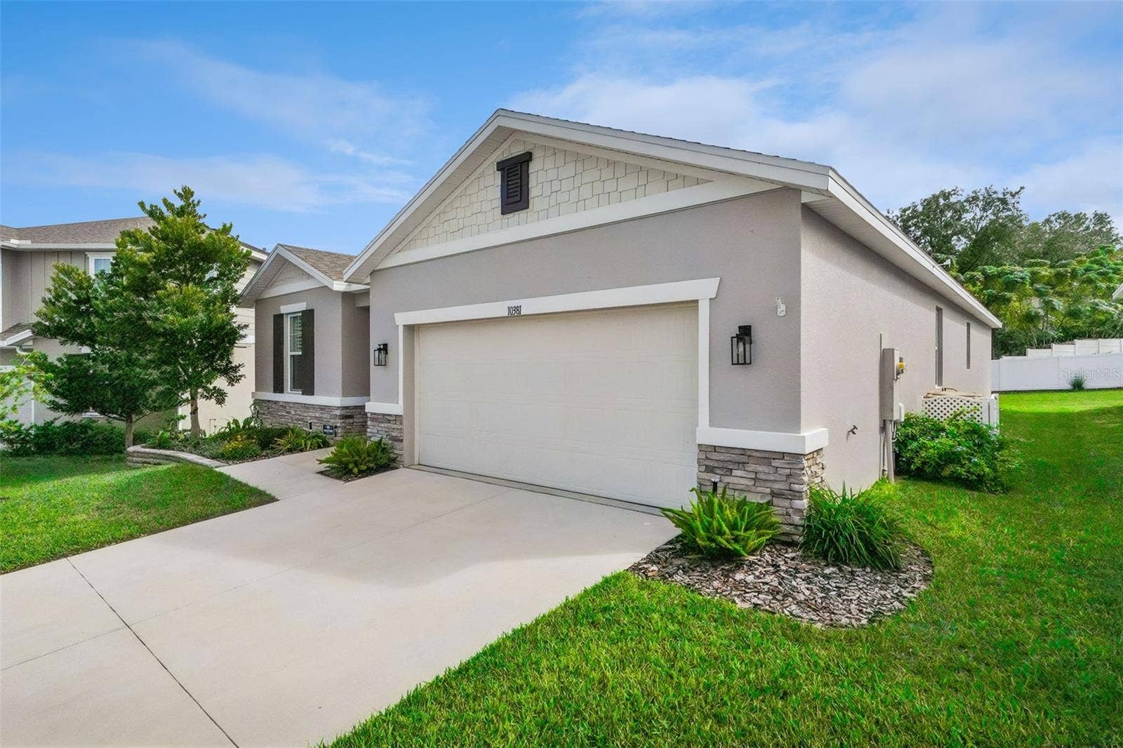 10381 CHURCH HAMMOCK ROAD, Leesburg, FL 34788 10381 CHURCH HAMMOCK ROAD, Leesburg, FL 34788