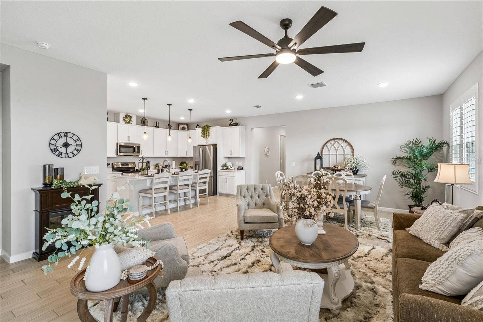 10381 CHURCH HAMMOCK ROAD, Leesburg, FL 34788 10381 CHURCH HAMMOCK ROAD, Leesburg, FL 34788