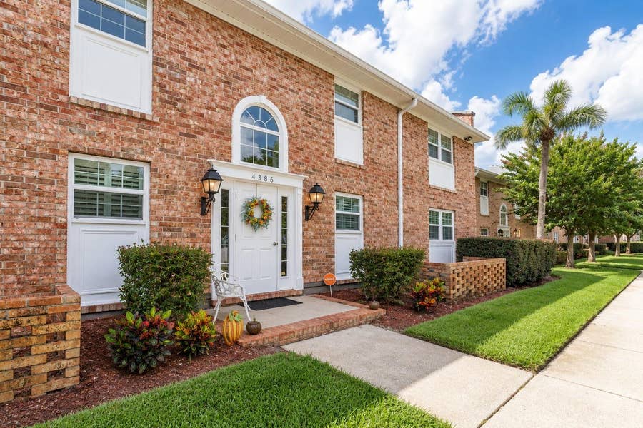 Property photo for 4386 LAKE UNDERHILL ROAD, #20C7, Orlando, FL