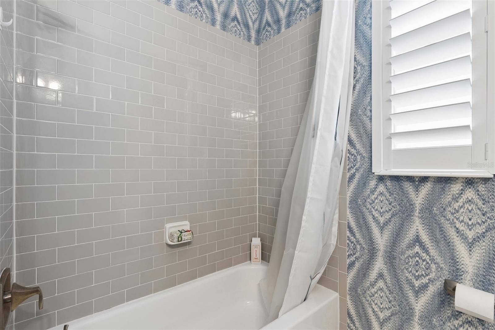 8400 BRIDGEPORT BAY CIRCLE, Mount Dora, FL 32757