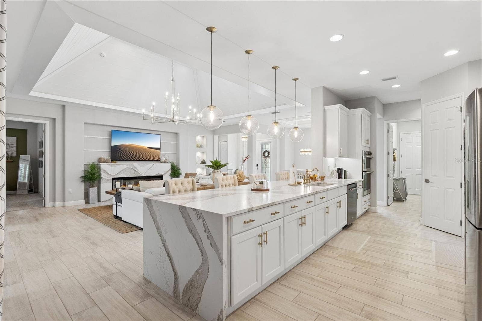 8400 BRIDGEPORT BAY CIRCLE, Mount Dora, FL 32757