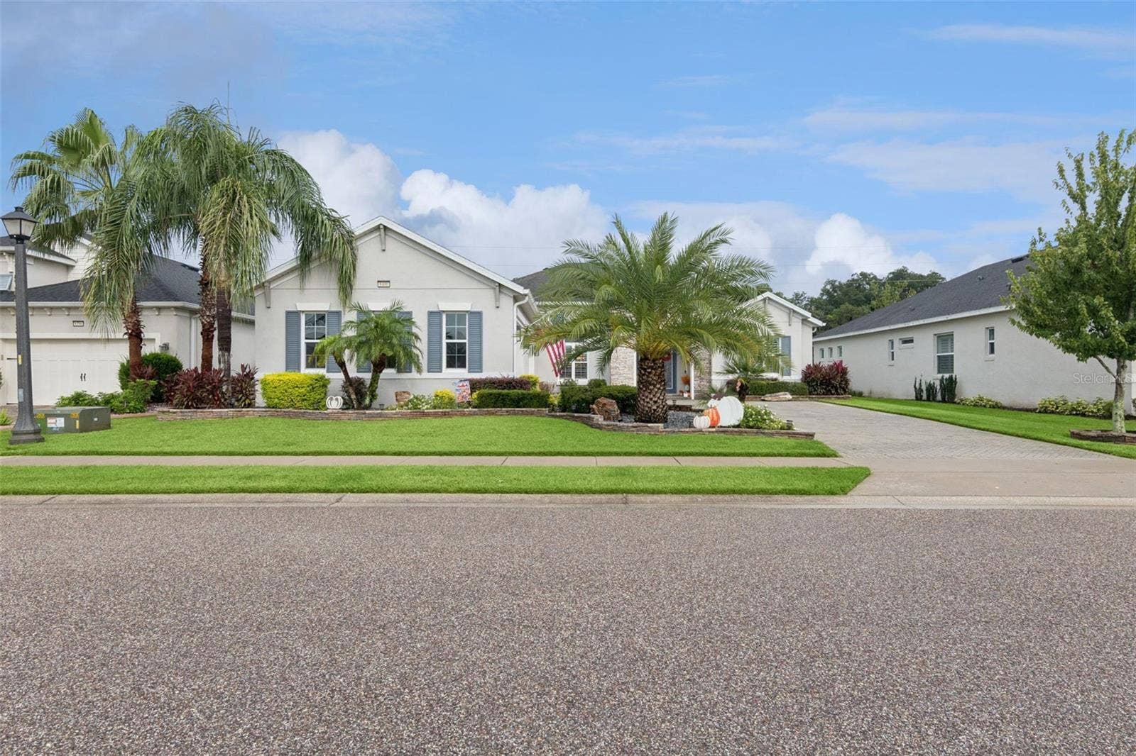 8400 BRIDGEPORT BAY CIRCLE, Mount Dora, FL 32757