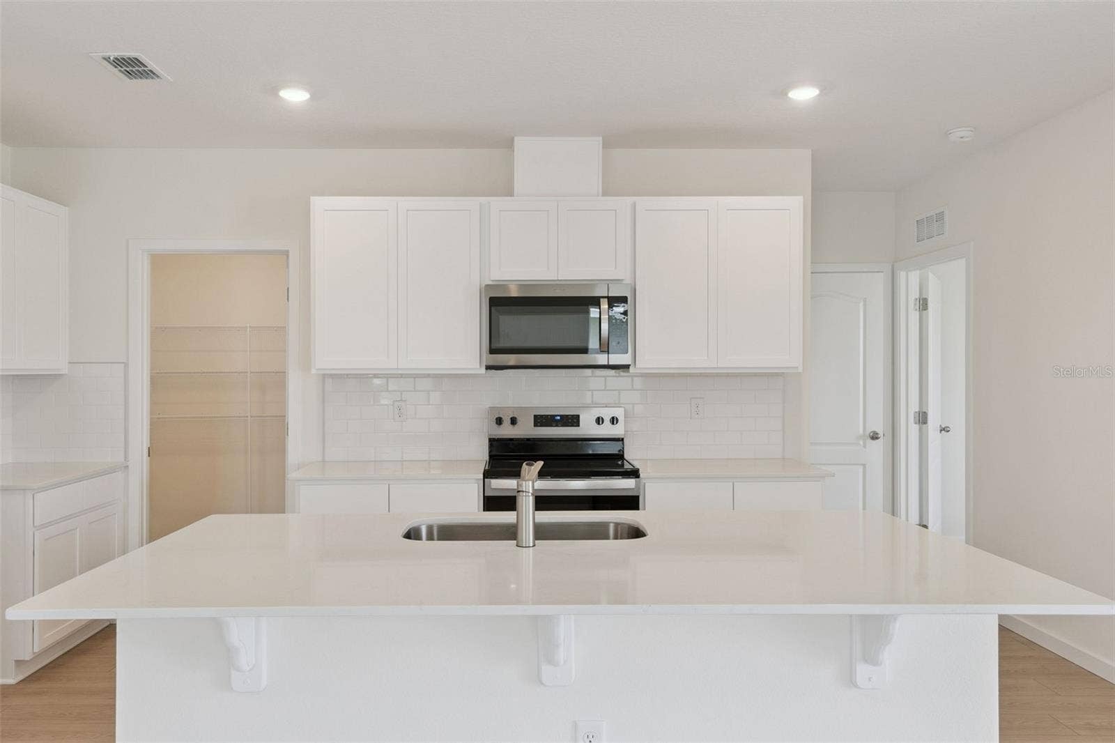 1339 GRAND FLORA LANE, Sanford, FL 32773 1339 GRAND FLORA LANE, Sanford, FL 32773