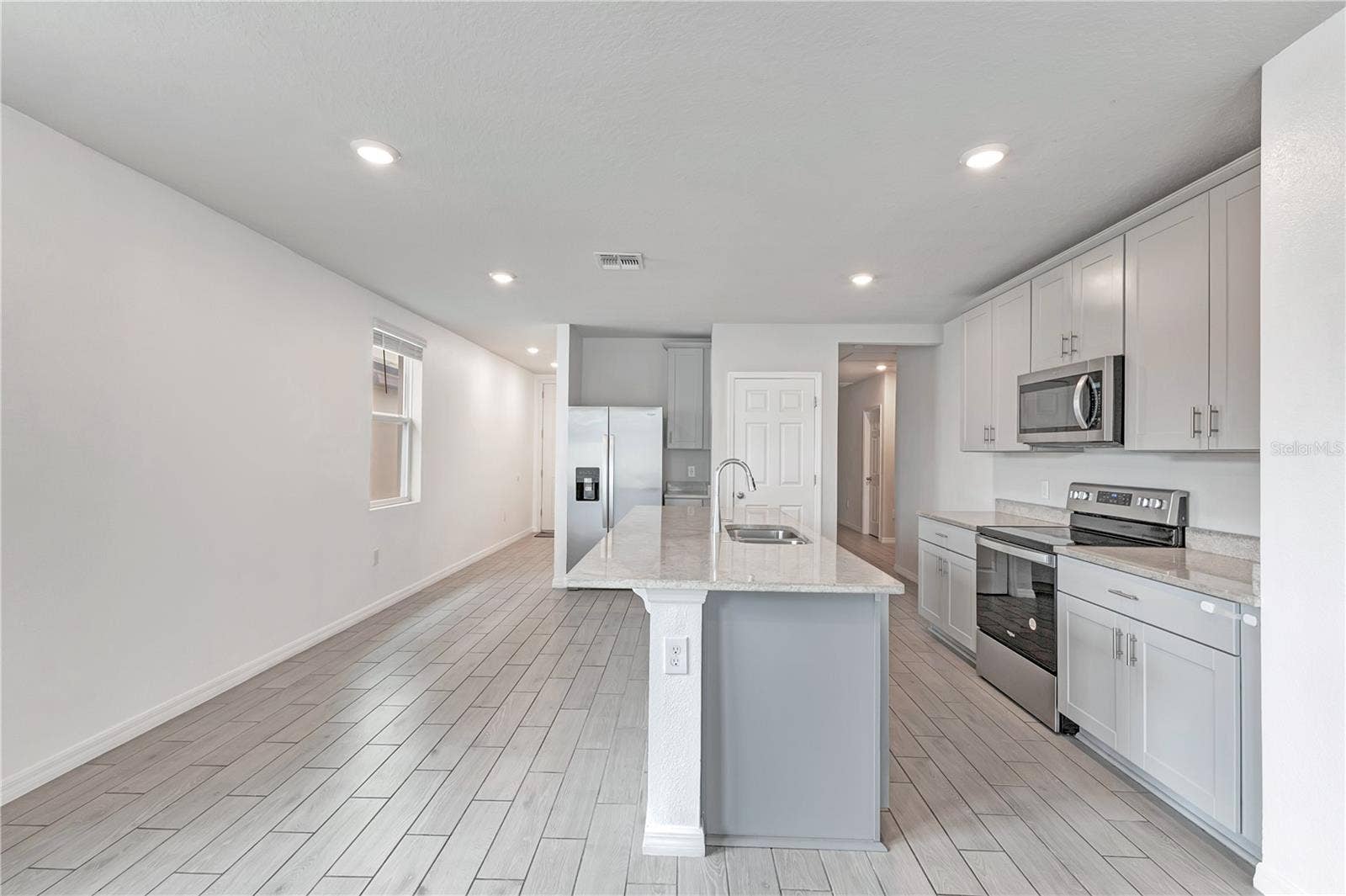 1831 CARNOSTIE ROAD, Winter Haven, FL 33884 1831 CARNOSTIE ROAD, Winter Haven, FL 33884