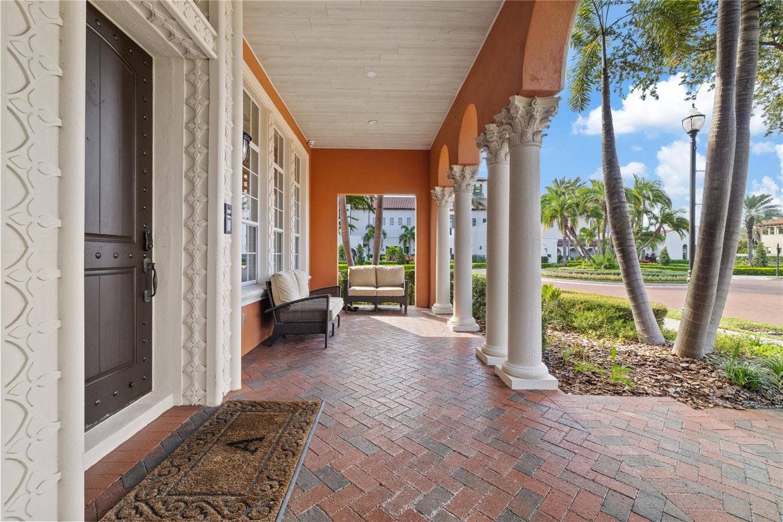 4912 YACHT CLUB, Tampa, FL 33616 4912 YACHT CLUB, Tampa, FL 33616