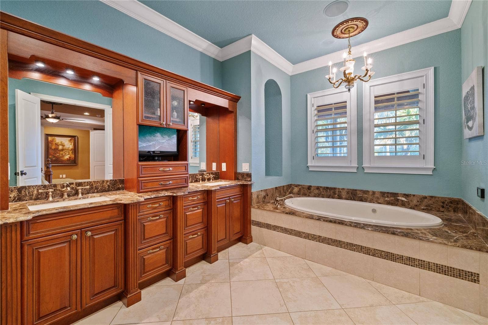 4912 YACHT CLUB, Tampa, FL 33616 4912 YACHT CLUB, Tampa, FL 33616