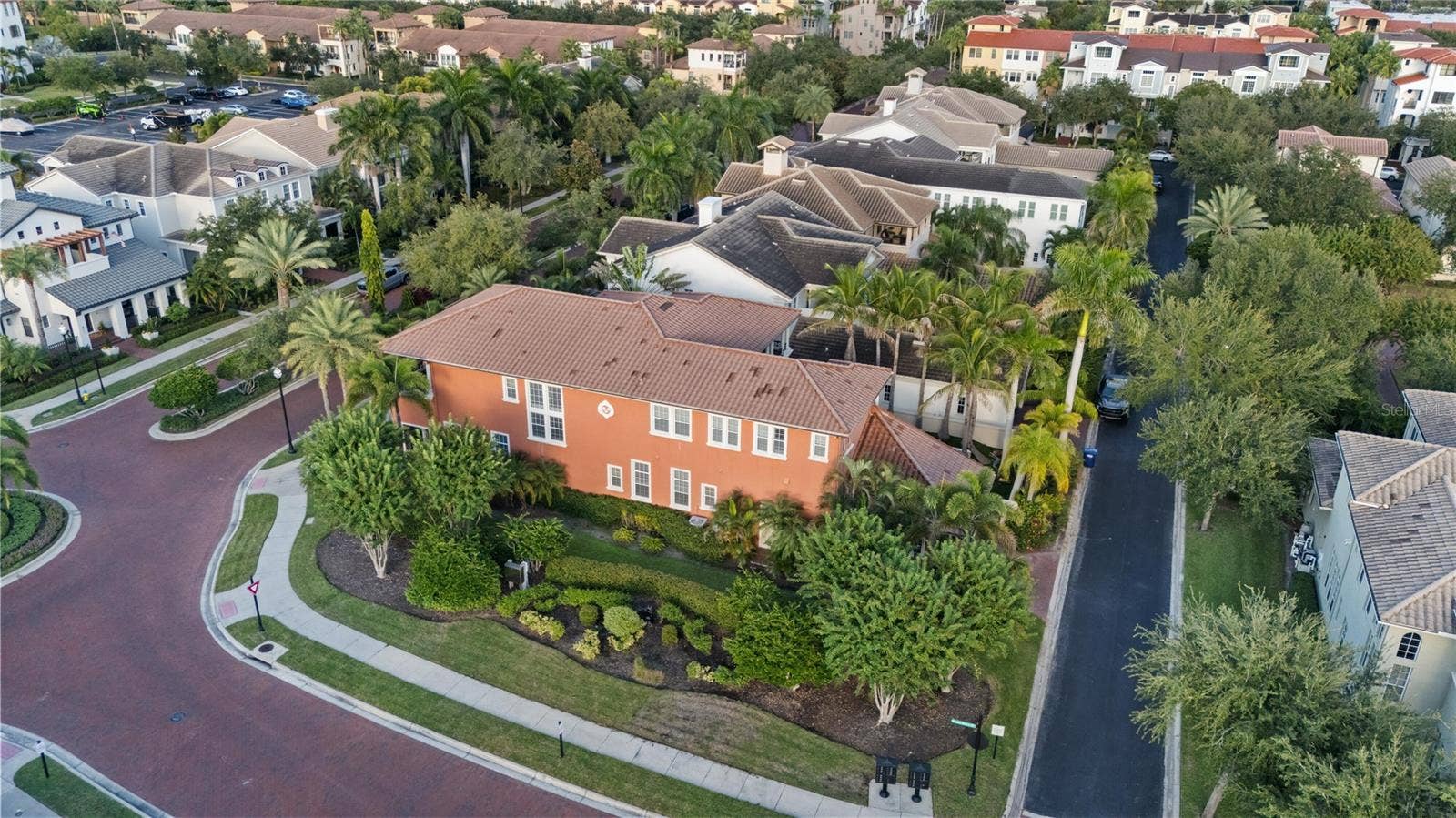 4912 YACHT CLUB, Tampa, FL 33616 4912 YACHT CLUB, Tampa, FL 33616